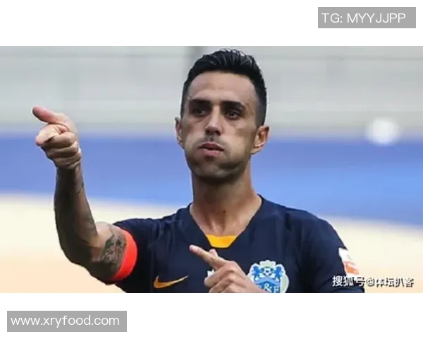 中超足球明星妻子孕期写真曝光温馨瞬间引发网友热议